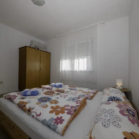 Leovac Apartment Lopar