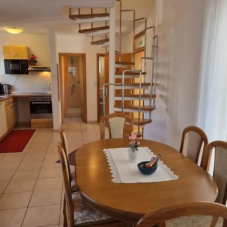 Apartment Leovac *