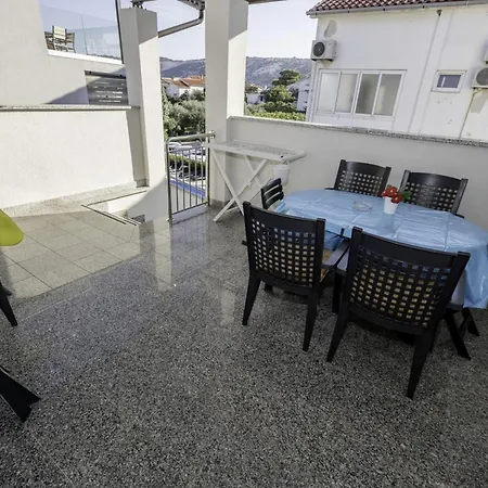 Leovac Apartment